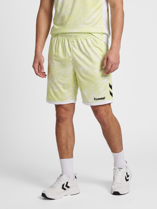 hmlBLAZE CLUB 26 GRAPHIC SET, ASIAN PEAR/WHITE, model