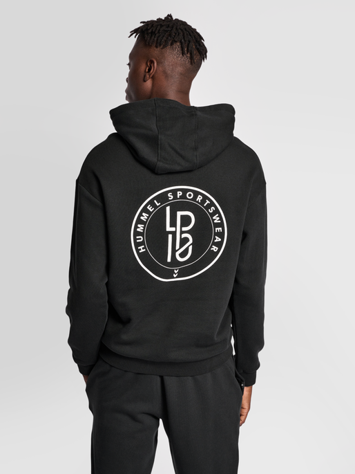 hmlLP10 BOXY SWEAT HOODIE, BLACK, model