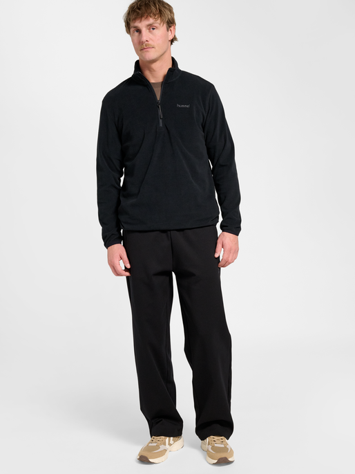 hmlACTIVE HALFZIP FLEECE JACKET, BLACK, model