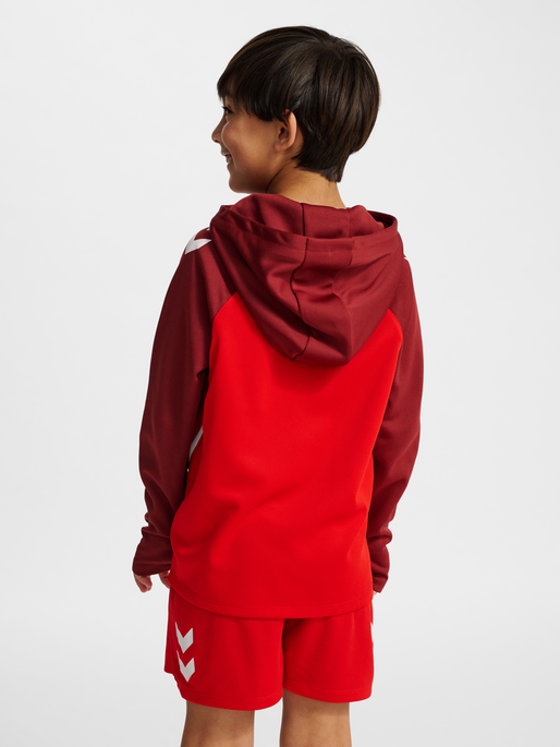 hmlLEAD 2.0 ZIP HOODIE KIDS, TRUE RED/MAROON, model