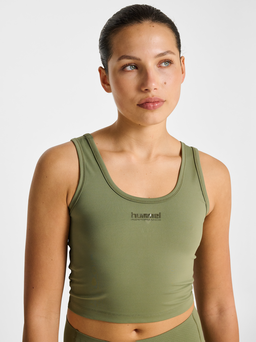 hmlHIIT INTENSITY W TOP, DEEP LICHEN GREEN, model