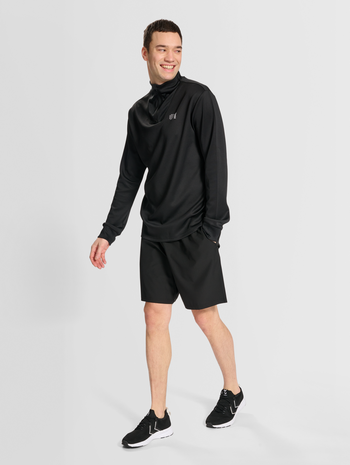 hmlCOURT WOVEN SHORTS, BLACK, model