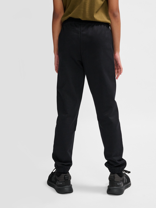 hmlGO 2.0 SWEATPANTS KIDS, BLACK, model