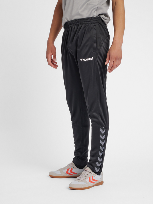 hmlAUTHENTIC POLY PANT, BLACK/WHITE, model