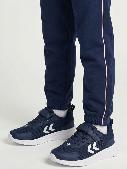 ACTUS TR BREATHER JR, BLACK IRIS, model