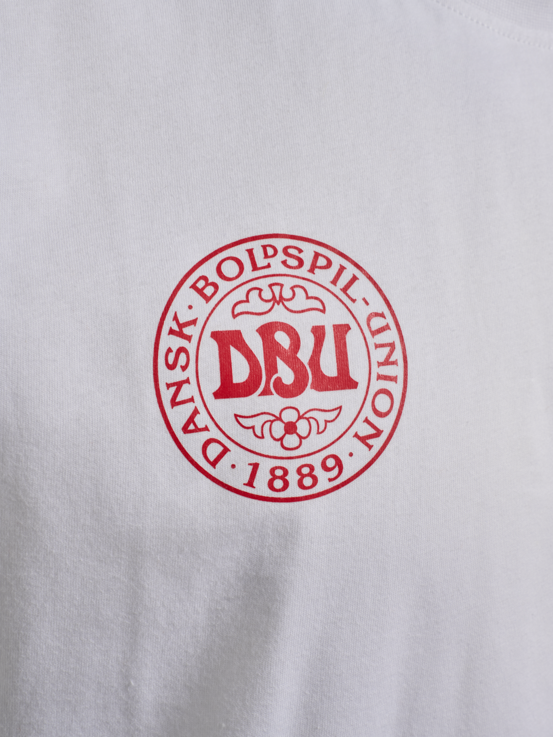 DBU 26 FAN LOOSE DYNAMITE TEE SS, WHITE, packshot