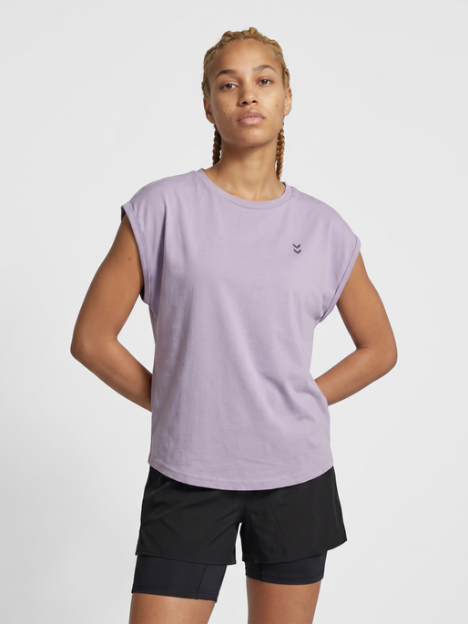 hmlSOFT RELAXED W T-SHIRT S/S, GRAY RIDGE, model