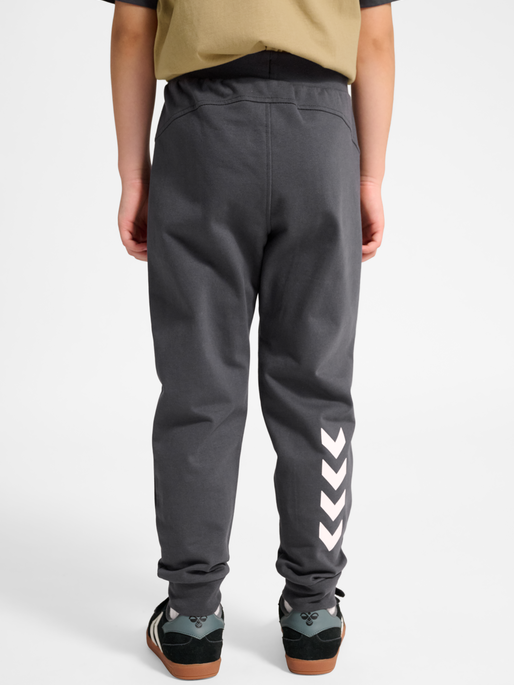 hmlJR REGULAR ADJ WAIST PANTS, EBONY, model