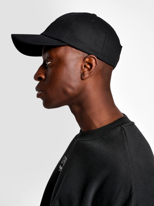 hmlLP10 CAP, BLACK, model