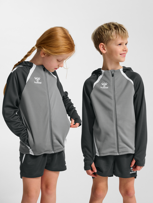 hmlLEAD 2.0 ZIP HOODIE KIDS, STEEL GRAY/ASPHALT, model