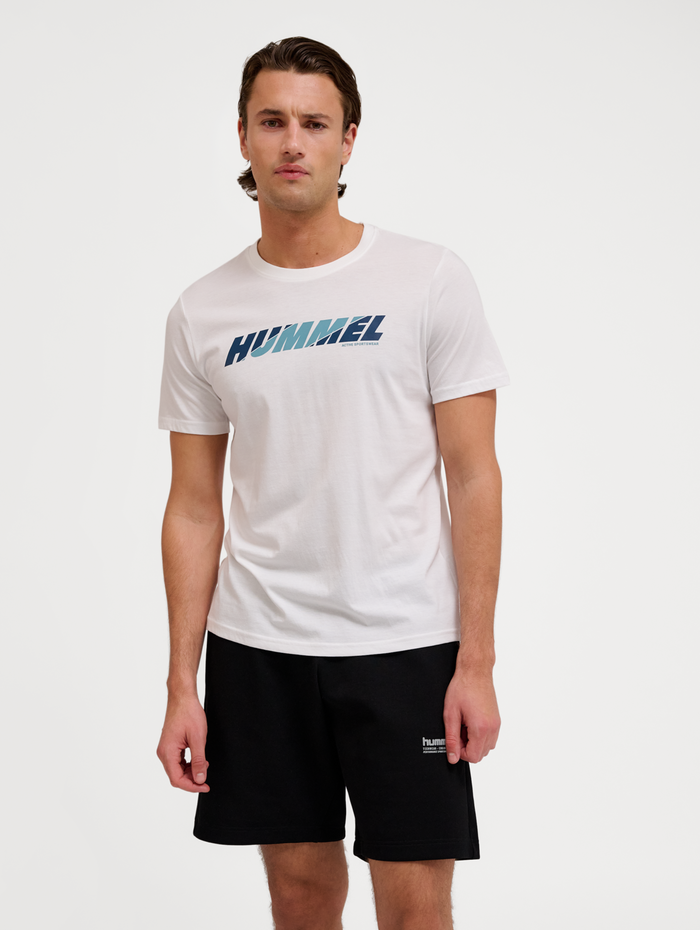 hmlGRAPHIC BOLD LOGO TEE, WHITE, model