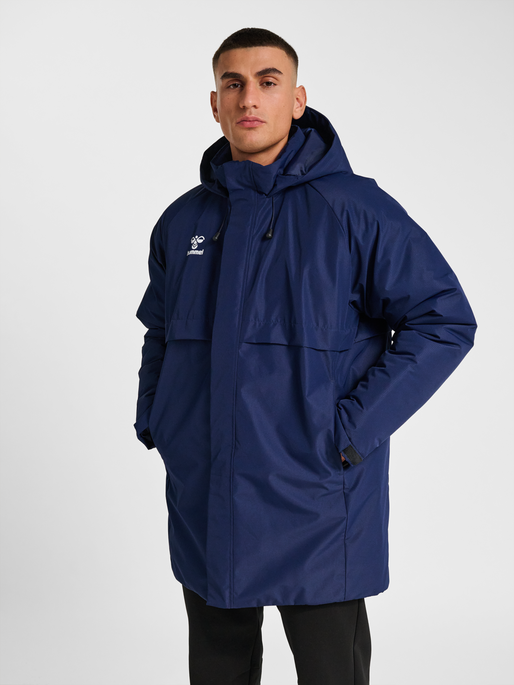 hmlGO PARKA JACKET, MARINE hmlGO PARKA JACKET, MARINE, model