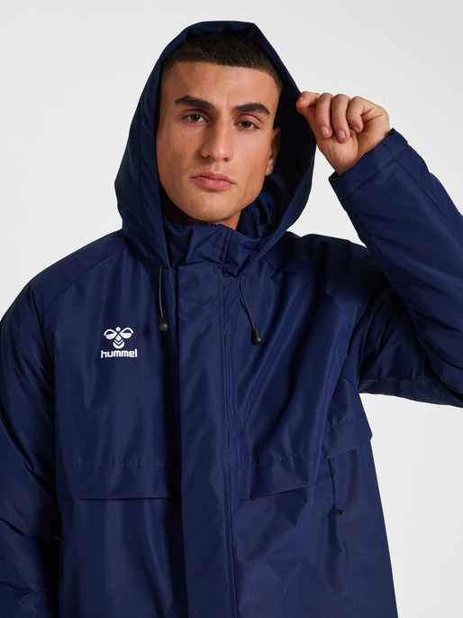 hmlGO PARKA JACKET, MARINE hmlGO PARKA JACKET, MARINE, model