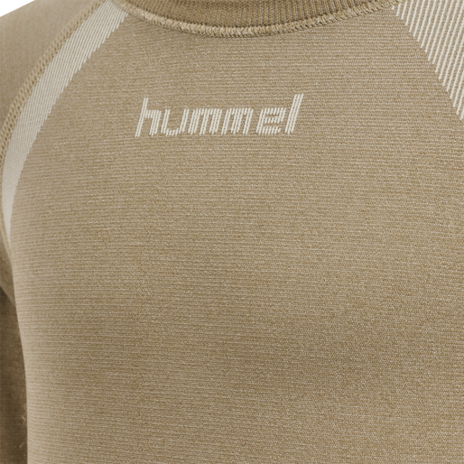 hmlSPIN SEAMLESS T-SHIRT L/S, SIMPLY TAUPE, packshot