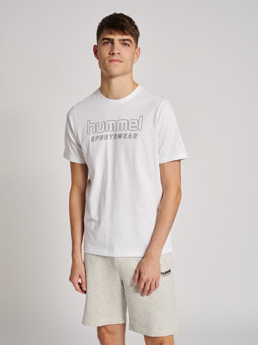 hmlLGC JOEL T-SHIRT, WHITE, model