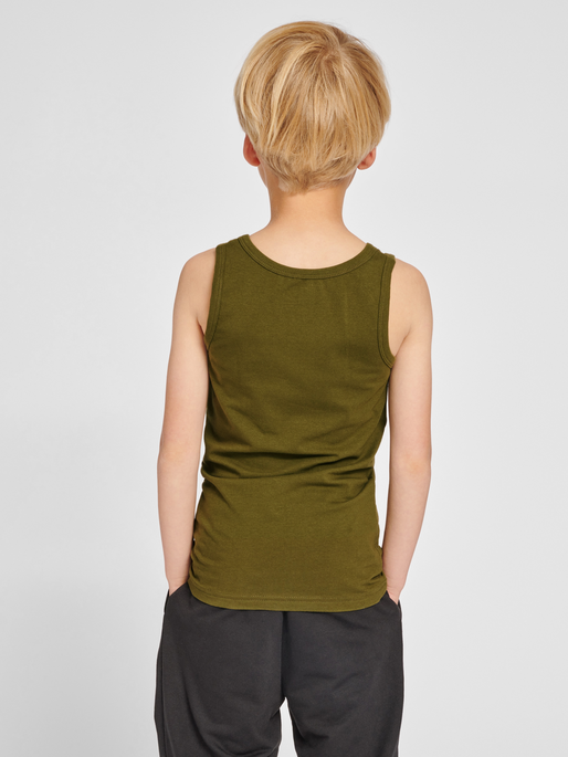 hmlNOLAN TANK TOP 2-PACK, DARK OLIVE, model