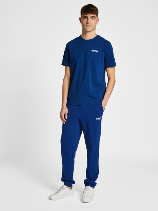 hmlLGC GABE SWEATPANTS, 7424, model