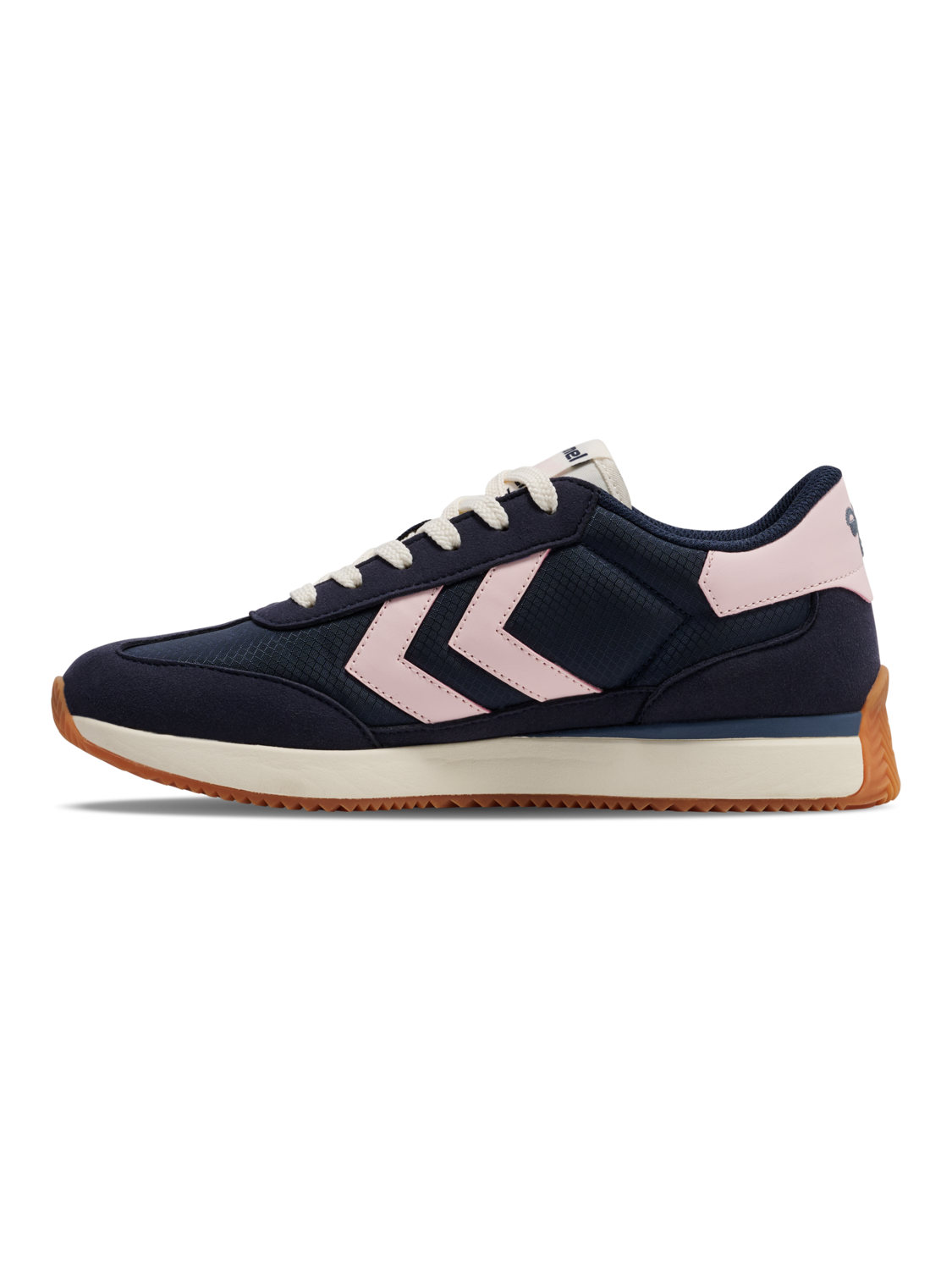 STADION 23, BLACK IRIS, packshot