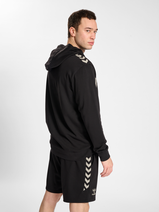 hmlSTALTIC COTTON HOODIE, 2001, model