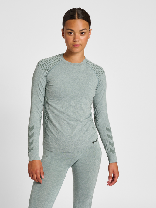 hmlCI SEAMLESS T-SHIRT L/S, NORTH ATLANTIC MELANGE, model