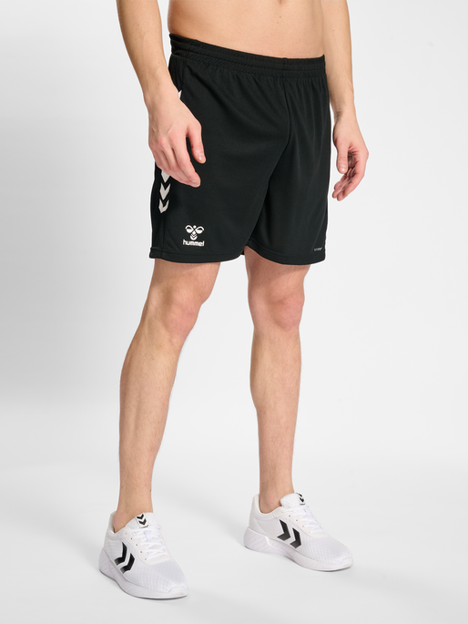 hmlSTALTIC POLY SHORTS, BLACK, model