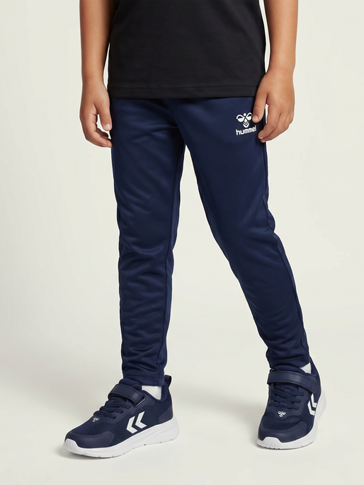hmlESSENTIAL TRAINING PANTS KIDS, MARINE, model