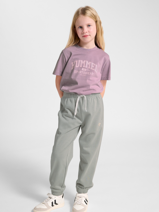 hmlJR REG GRAPHIC T-SHIRT S/S, LAVENDER MIST, model