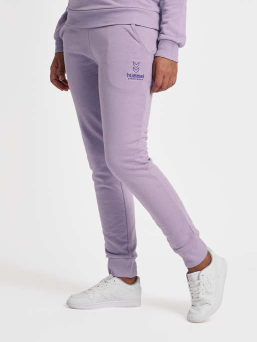 hmlOLIVIA REGULAR PANTS, HEIRLOOM LILAC, model