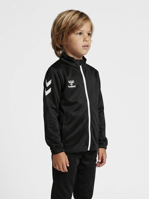 hmlLOGO SUIT KIDS, BLACK, model