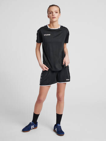 hmlAUTHENTIC POLY SHORTS WOMAN, BLACK, model