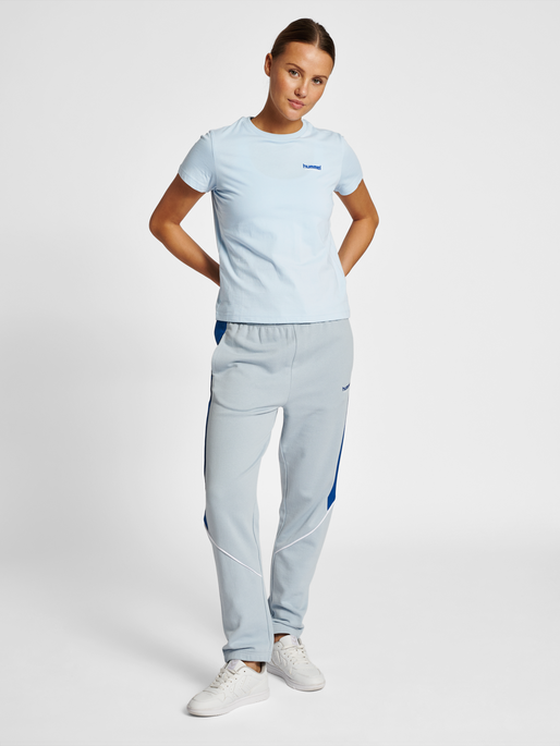 hmlLGC KRISTY SHORT T-SHIRT, CELESTIAL BLUE, model