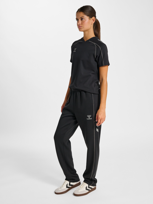hmlMOVE 2.0 PANTS WOMAN, BLACK, model