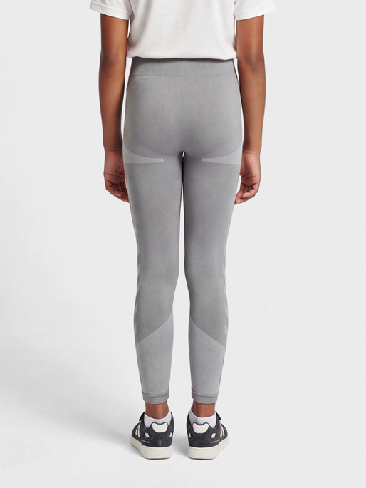 hmlSI SEAMLESS TIGHTS, FROST GRAY, model