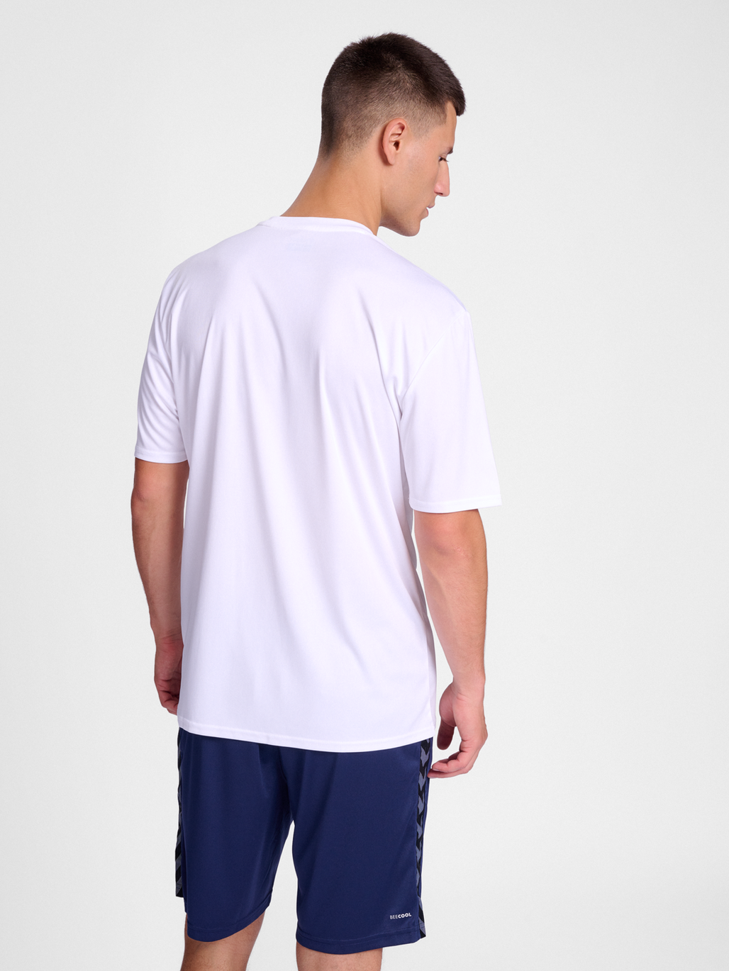 hmlESSENTIAL JERSEY S/S, WHITE, model