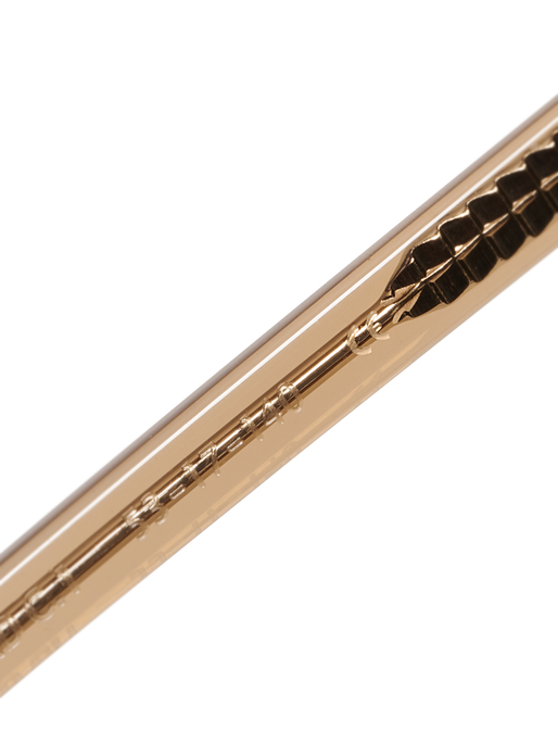 hmlFENCER, 1949, packshot