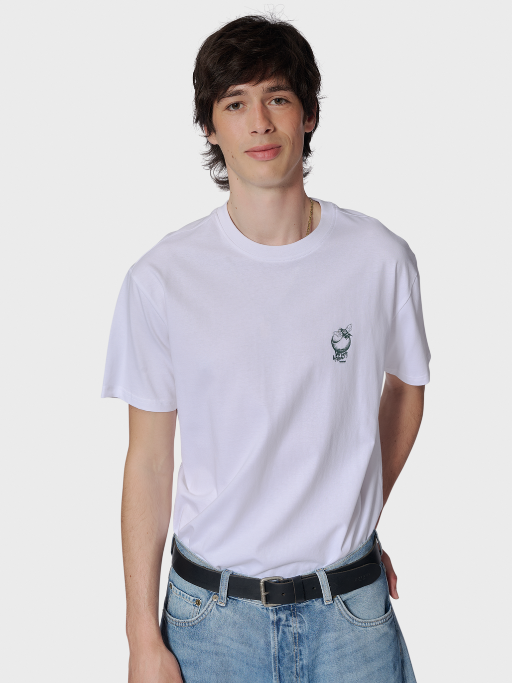 hmlLOOSE T-SHIRT S/S WRONG YELLOW, WHITE, model