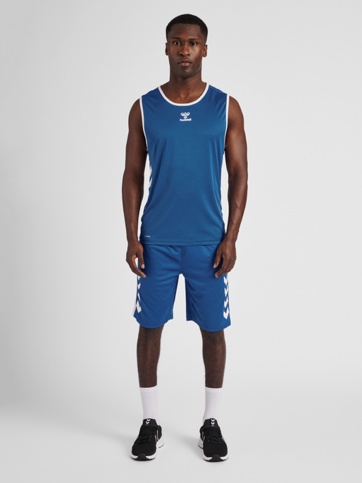 hmlCORE XK BASKET JERSEY, TRUE BLUE, model