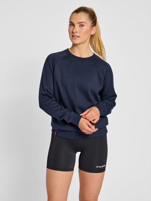 hmlRED CLASSIC SWEATSHIRT WOMAN, MARINE, model