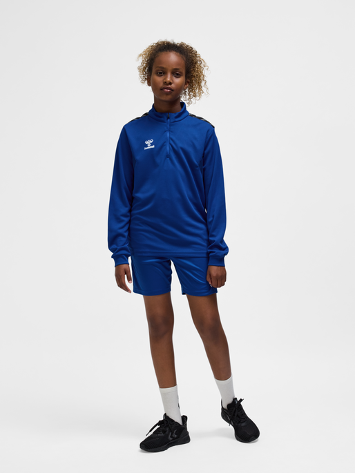 hmlAUTHENTIC HALF ZIP SWEAT KIDS, TRUE BLUE, model