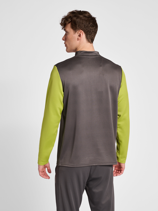 hmlONGRID 1/2 ZIP POLY SWEAT, FORGED IRON, model