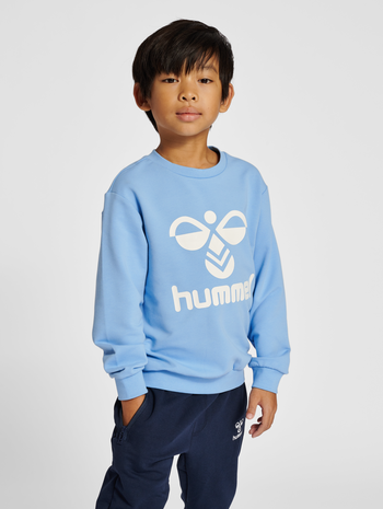 hmlDOS SWEATSHIRT, DUSK BLUE, model