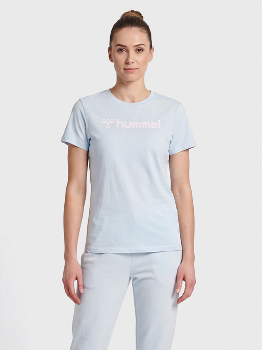 hmlMOVER COTTON T-SHIRT S/S WOMAN, BABY BLUE, model