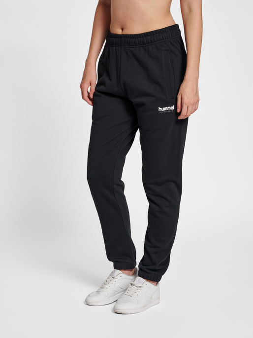 hmlLGC AUSTIN REGULAR PANTS, BLACK, model