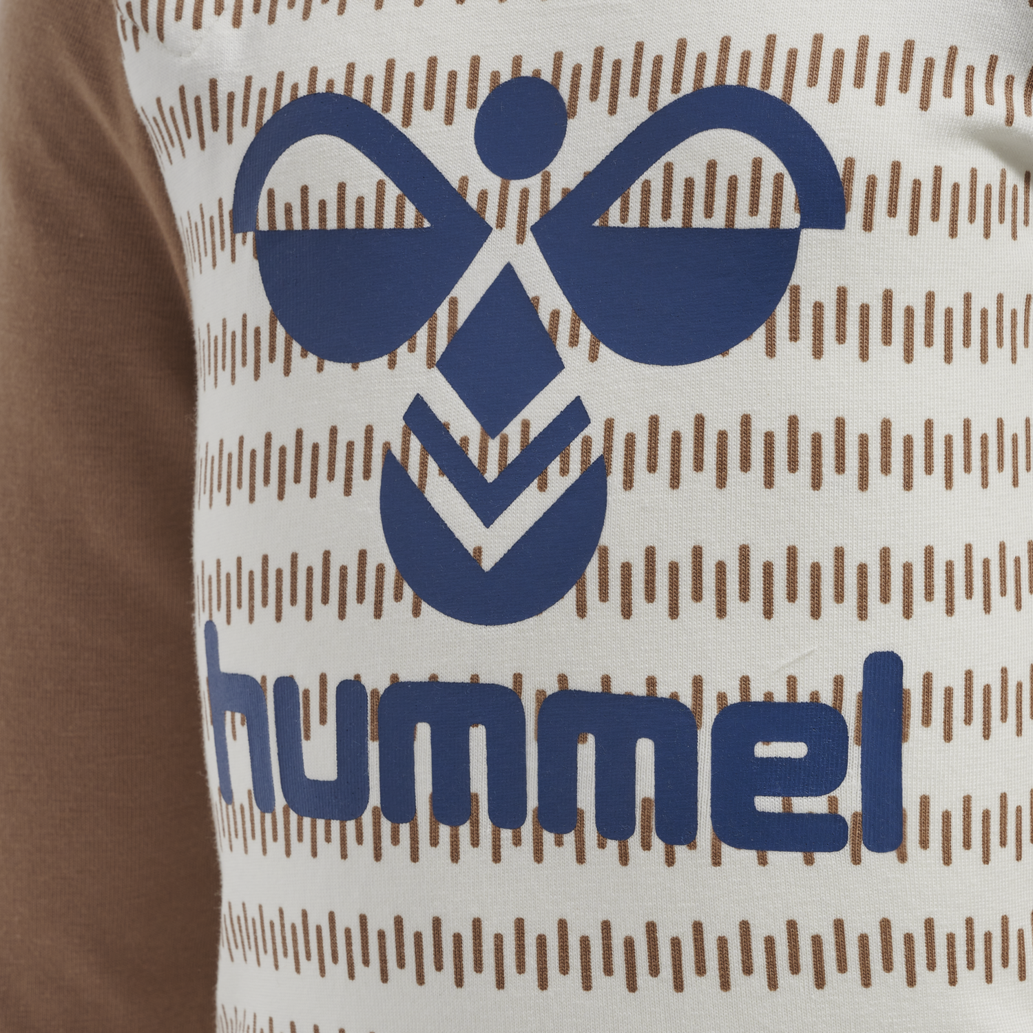 hmlDESMOND BODY L/S, 8042, packshot