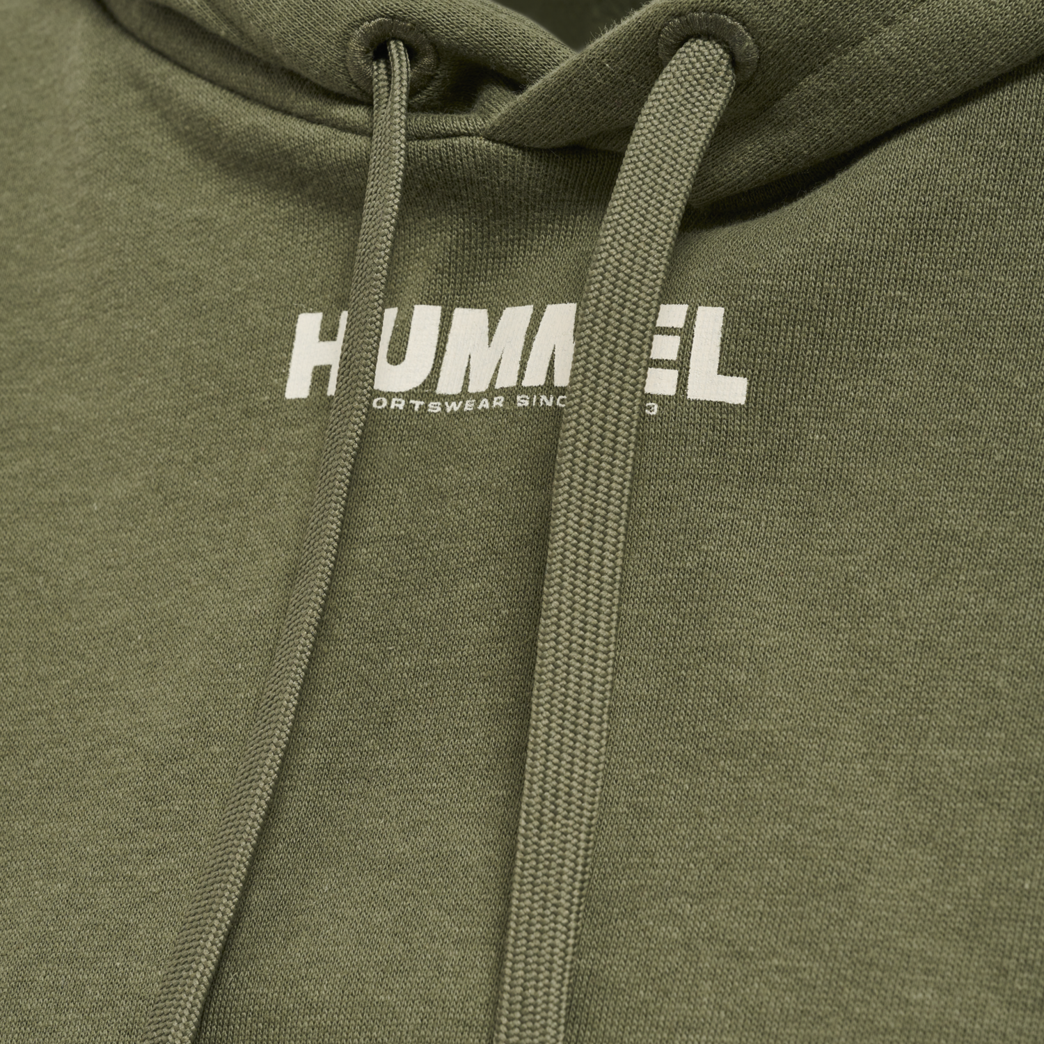 hmlLEGACY WOMAN CROPPED HOODIE, BEETLE, packshot