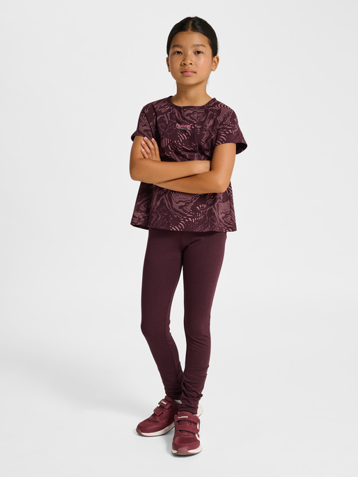 hmlJR WARMUP TIGHTS, WINETASTING, model