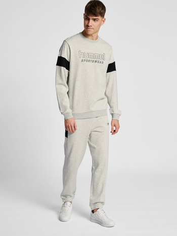 hmlLGC BRYCE SWEATPANTS, TOFU MELANGE, model