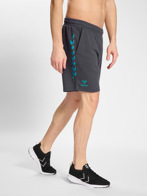 hmlSTALTIC COTTON SHORTS, 1025, model