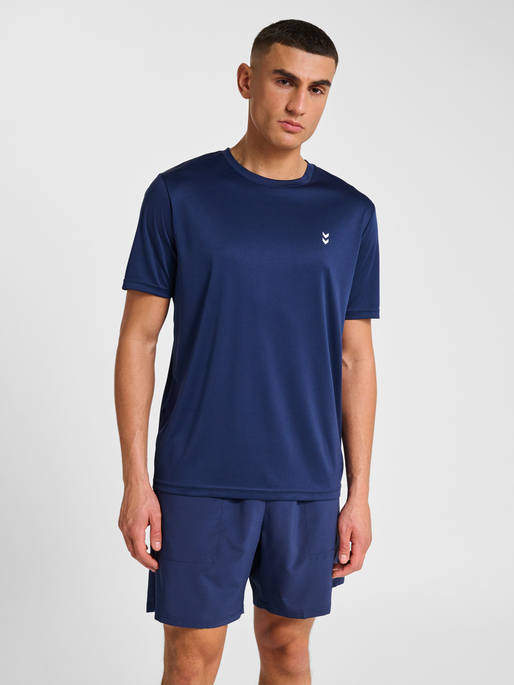hmlPULSE TRAINING  T-SHIRT S/S, DRESS BLUES, model
