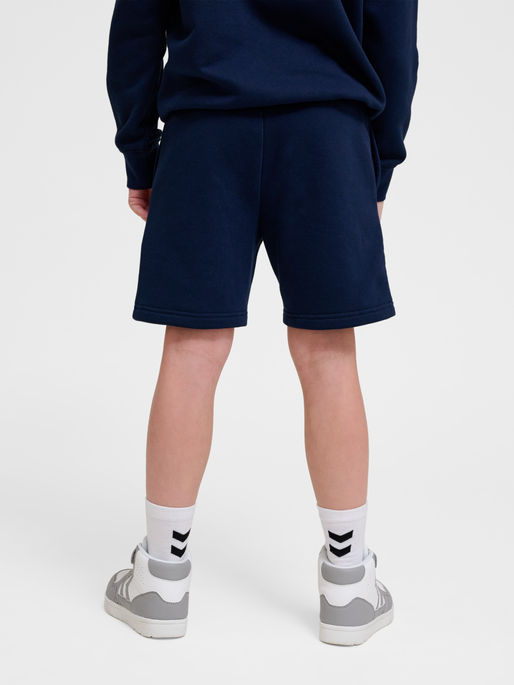 hmlCLEAN ADJUSTABLE SHORTS, BLACK IRIS, model